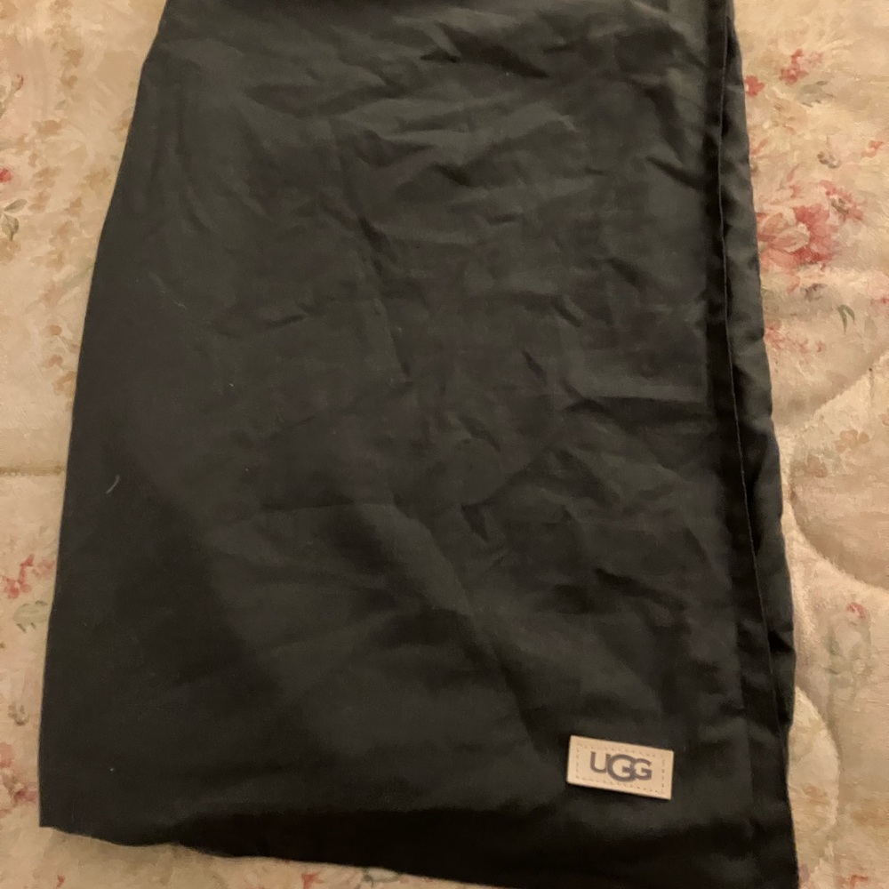 UGG Black dust bag